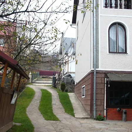 Girske Povitria Guest house Yaremche