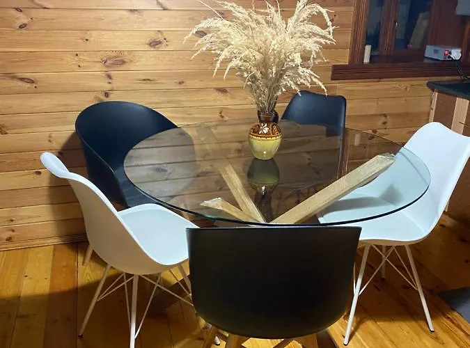 Konukevi Girske Povitria 3*