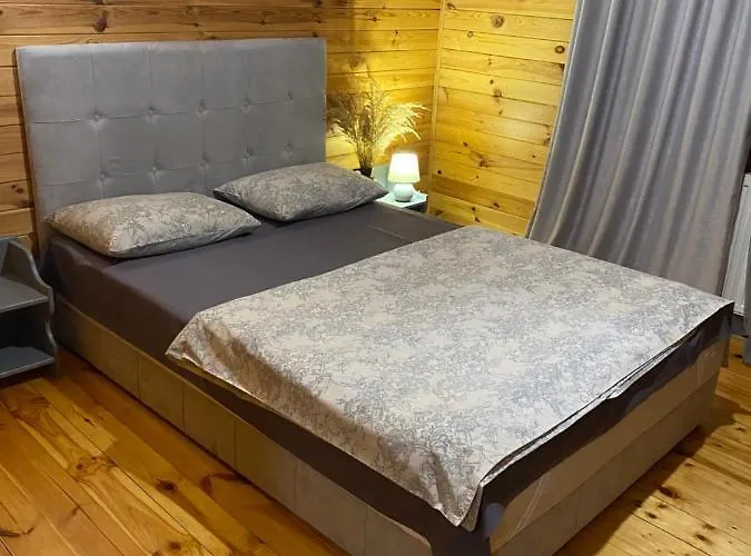 Konukevi Girske Povitria 3*